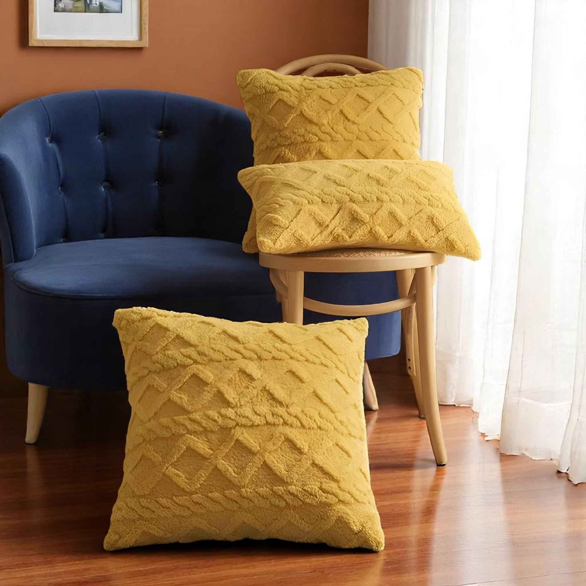 Housses de coussin : Taie d'oreiller en peluche pour un confort luxueux dans de Marche Lino