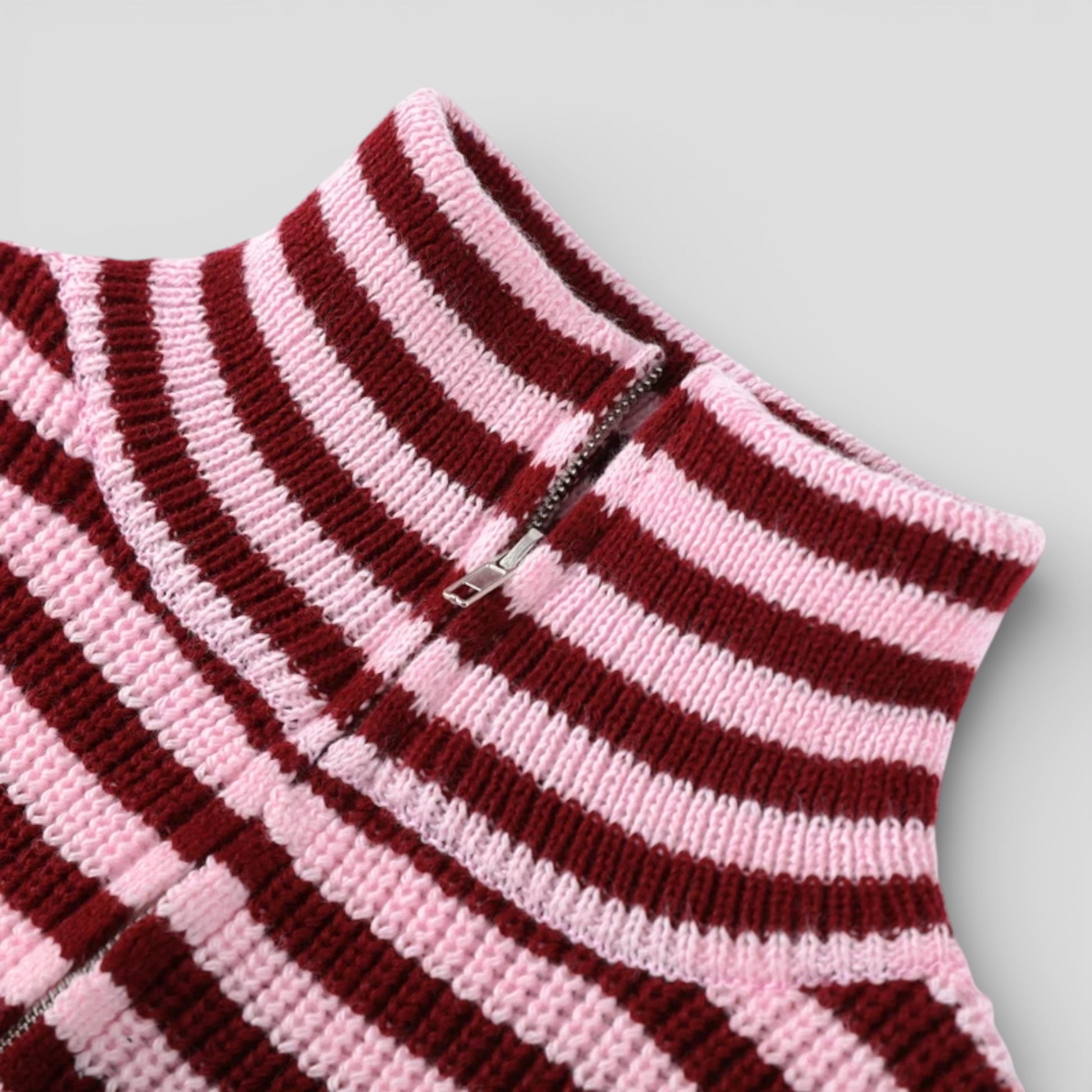 Pull Femme à Rayures Col Roulé Manches Surdimensionnées