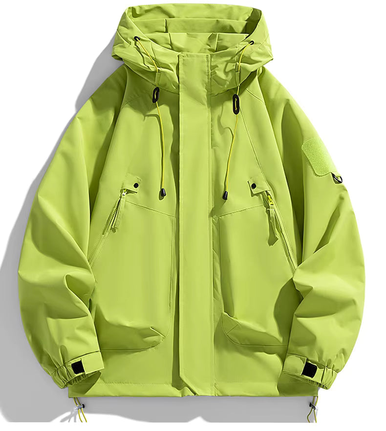 Jackets : Coupe-Vent Homme à Capuche Imperméable dans Vert de Roselva