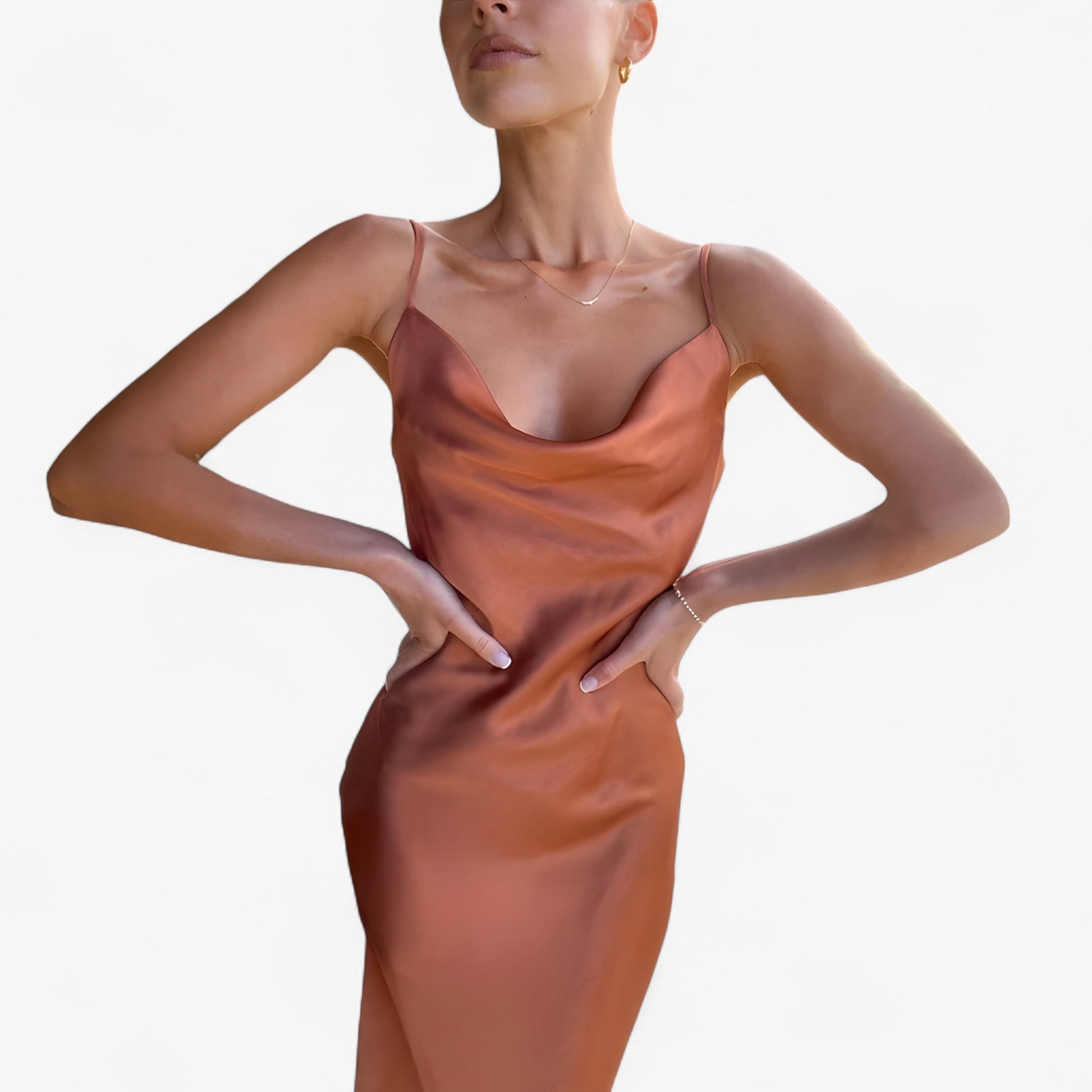 Robe Longue pour Homme en Soie et Cuir, Élégante et Douce