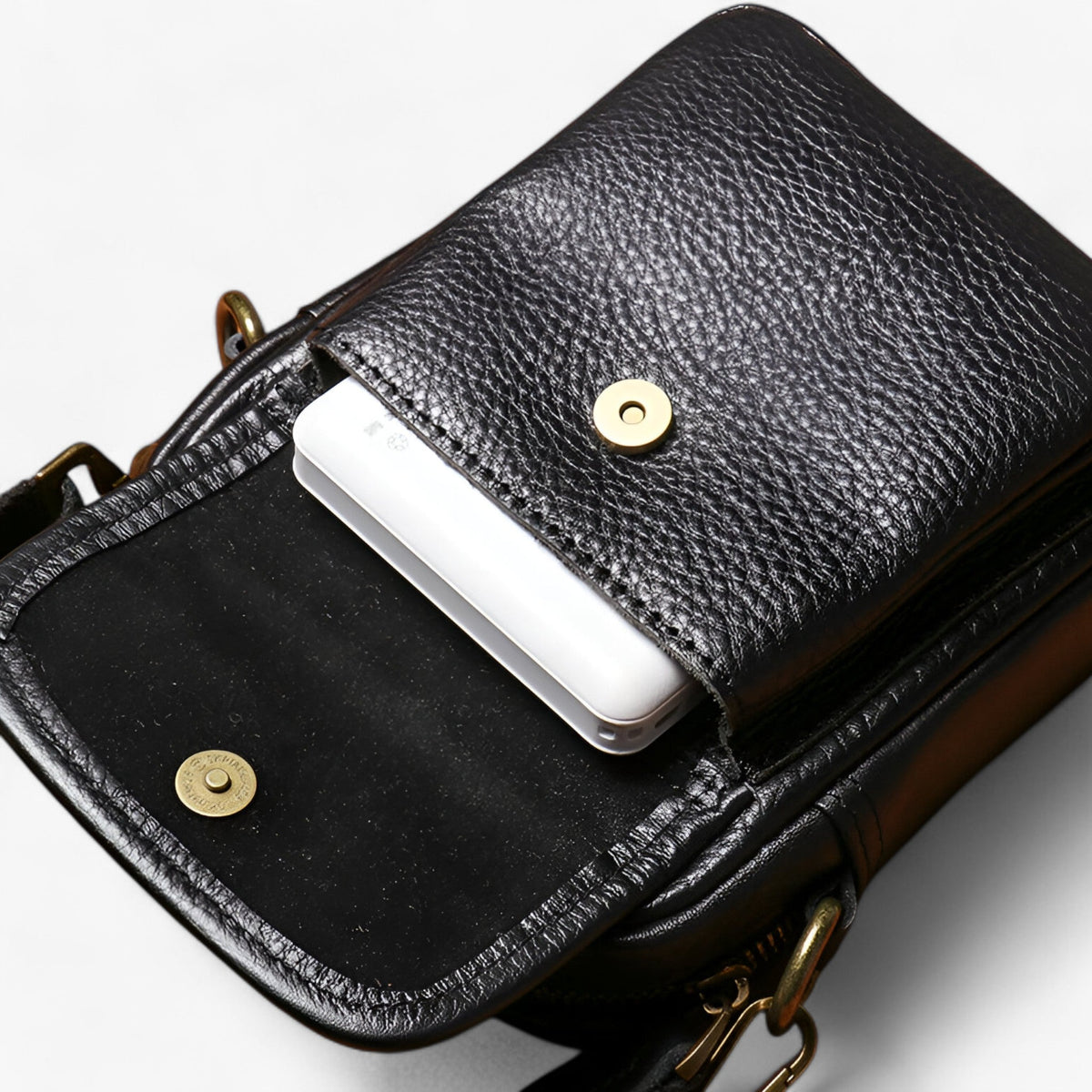 Bags : Petit Sac Bandoulière Homme Noir Premium du Quotidien dans de Roselva