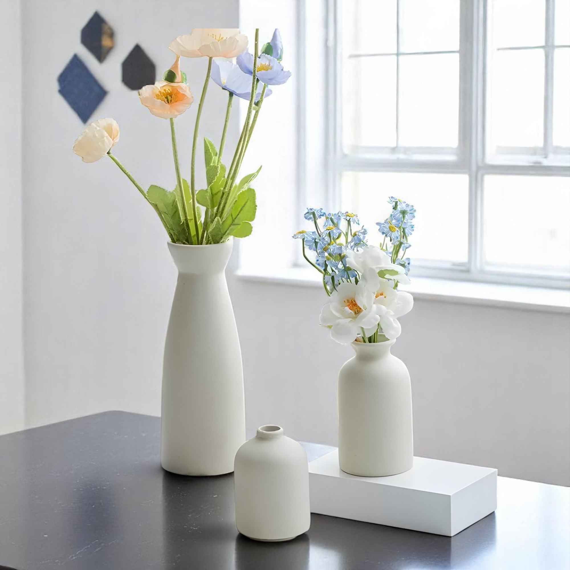 Vases : Ensemble de 3 Vases Décoratifs Modernes en Porcelaine pour Salon dans de Marche Lino