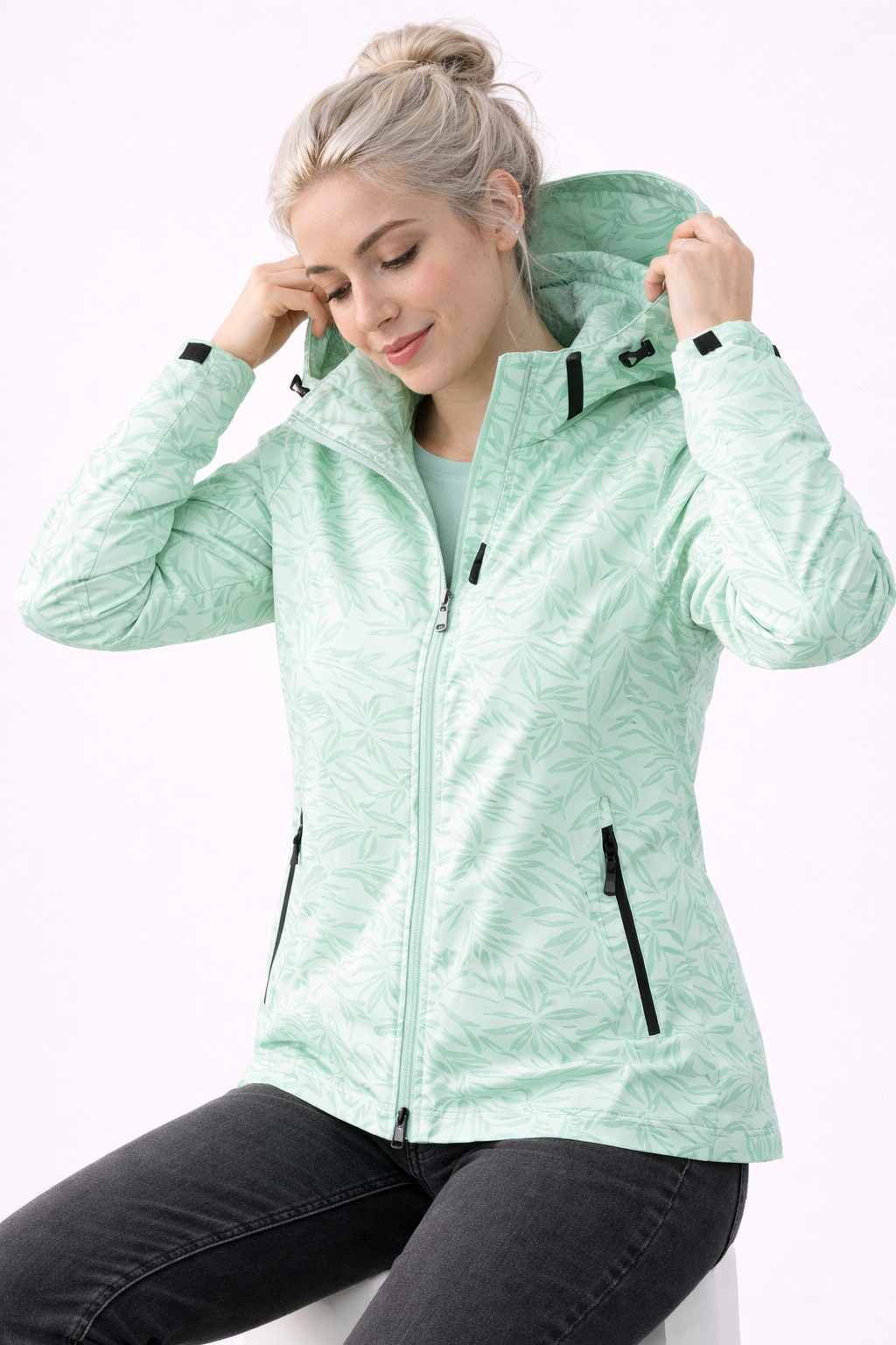 Veste Coupe-Vent Ajustée Femme Légère pour Sport & Randonnée - Plusieurs Couleurs