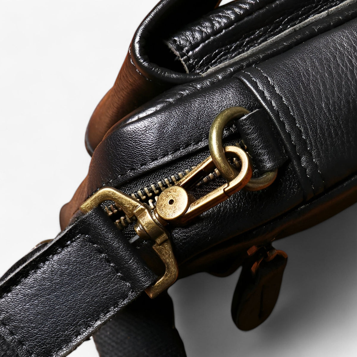 Bags : Petit Sac Bandoulière Homme Noir Premium du Quotidien dans de Roselva