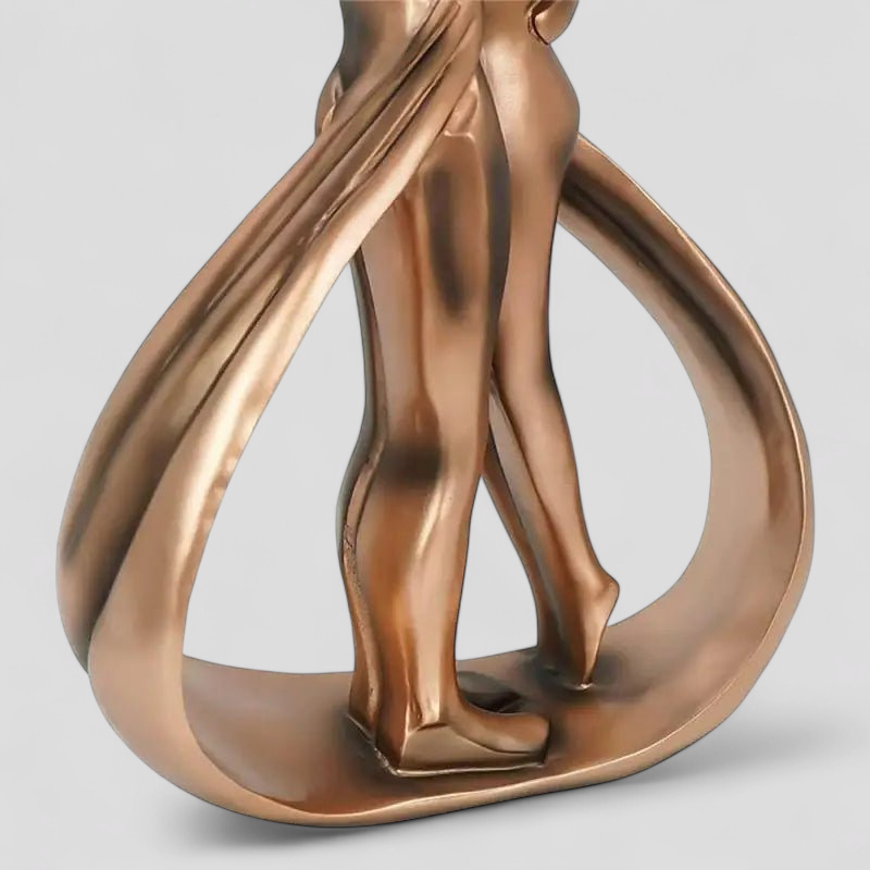 Figurines et Statues : Statue Moderne en Résine Effet Bronze - Couple Enlacé 25 Cm dans de Marche Lino