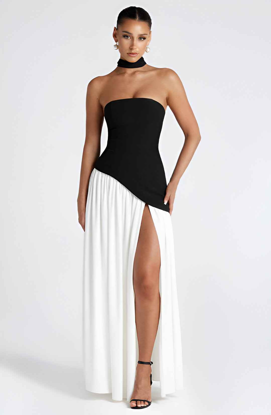 Maxi Dress : Robe Longue Tessa Femme - Coupe Fluide Dos Plongeant Bretelles Fines dans de Marche Lino