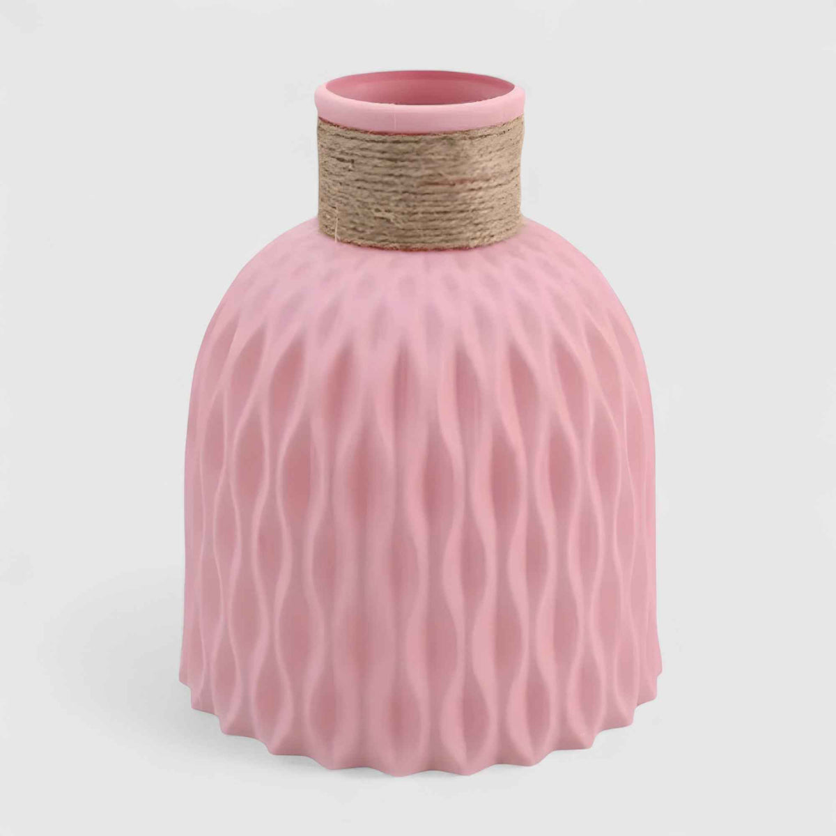 Vases : Vase Décoratif en Plastique Tressé Accessoires De Jardin dans Rose de Marche Lino