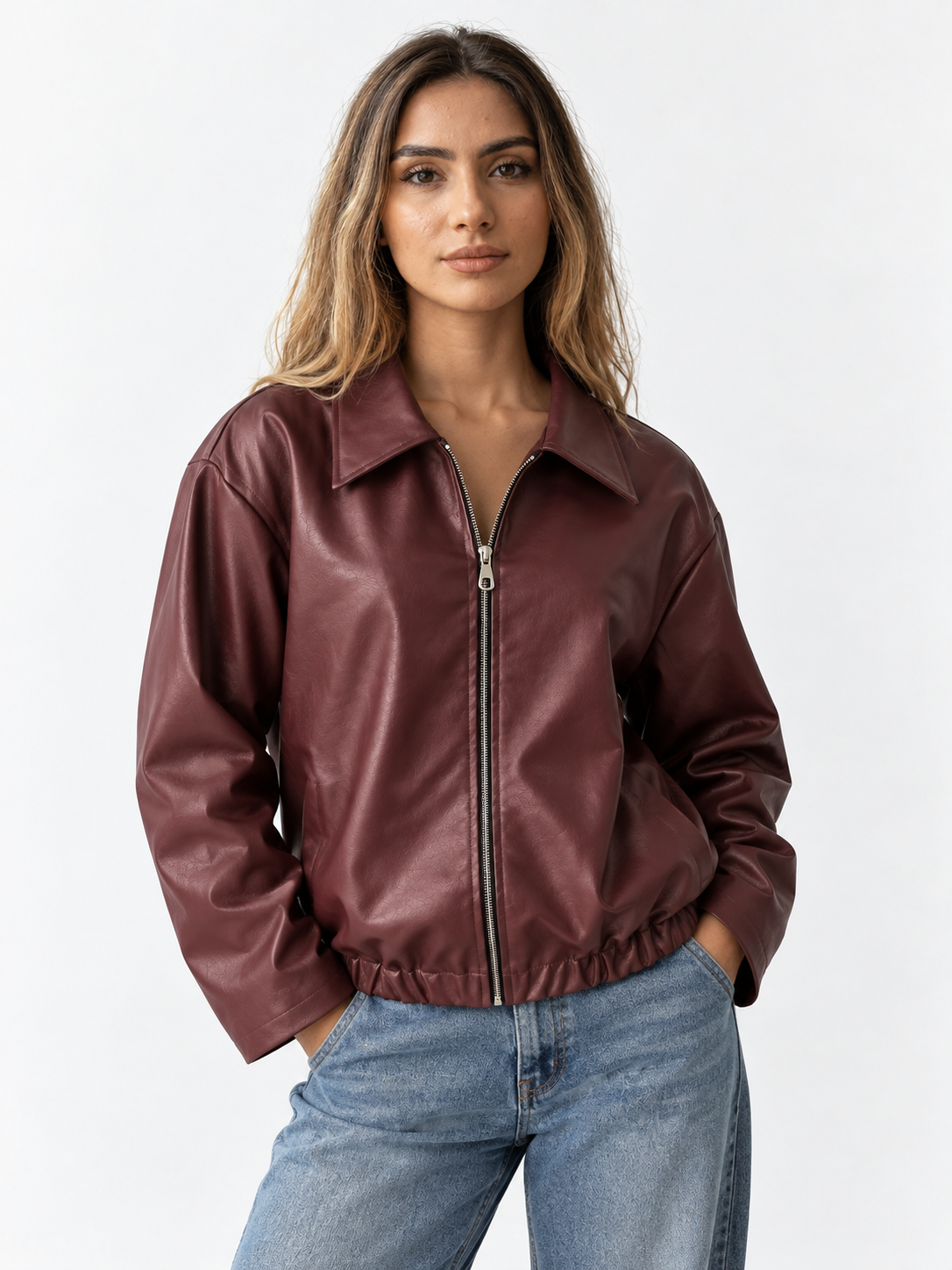 women's jacket : Veste Courte Femme Bordeaux avec Col et Fermeture Éclair dans de Roselva