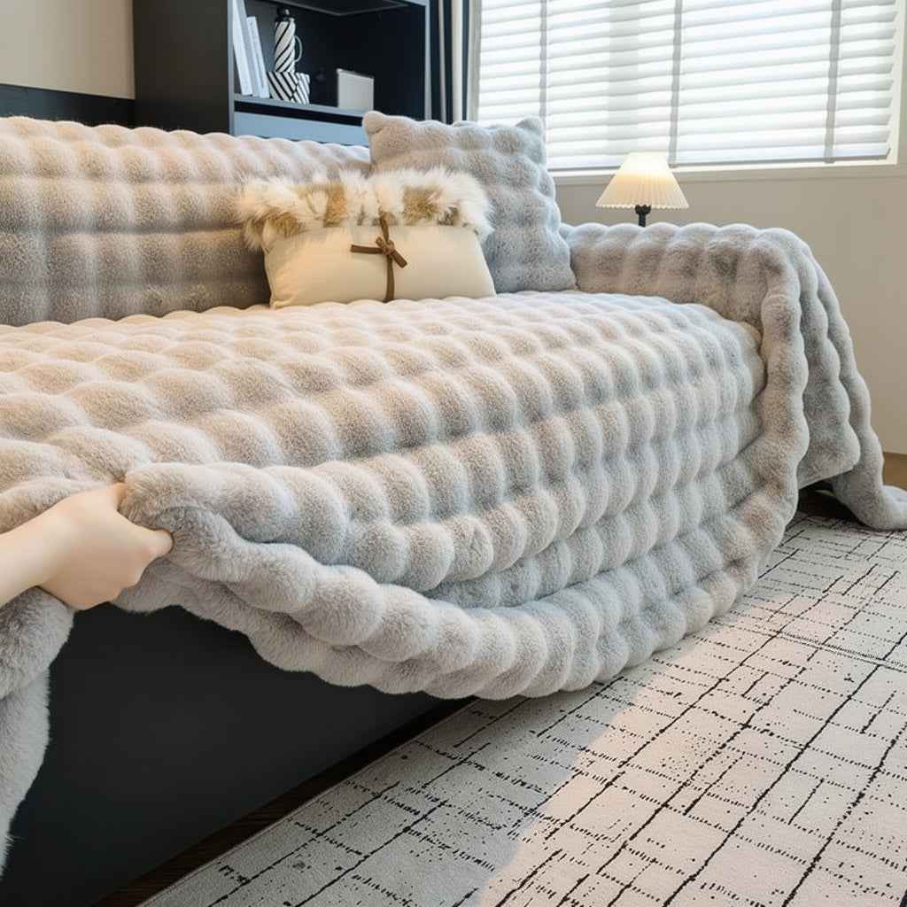 Housse de Canapé en Peluche Épaisse Antidérapante – Universelle et Lavable