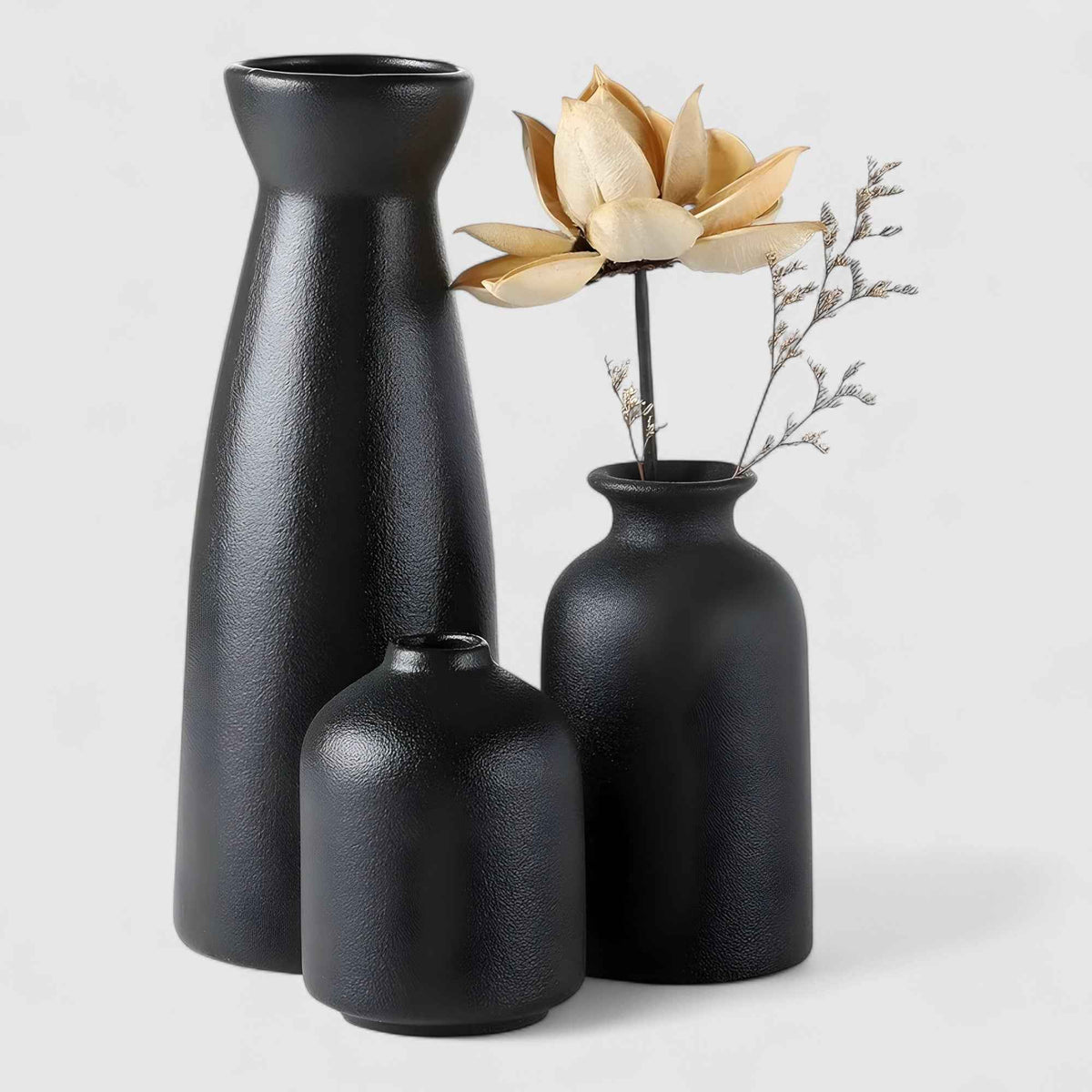 Vases : Ensemble de 3 Vases Décoratifs Modernes en Porcelaine pour Salon dans Noir de Marche Lino