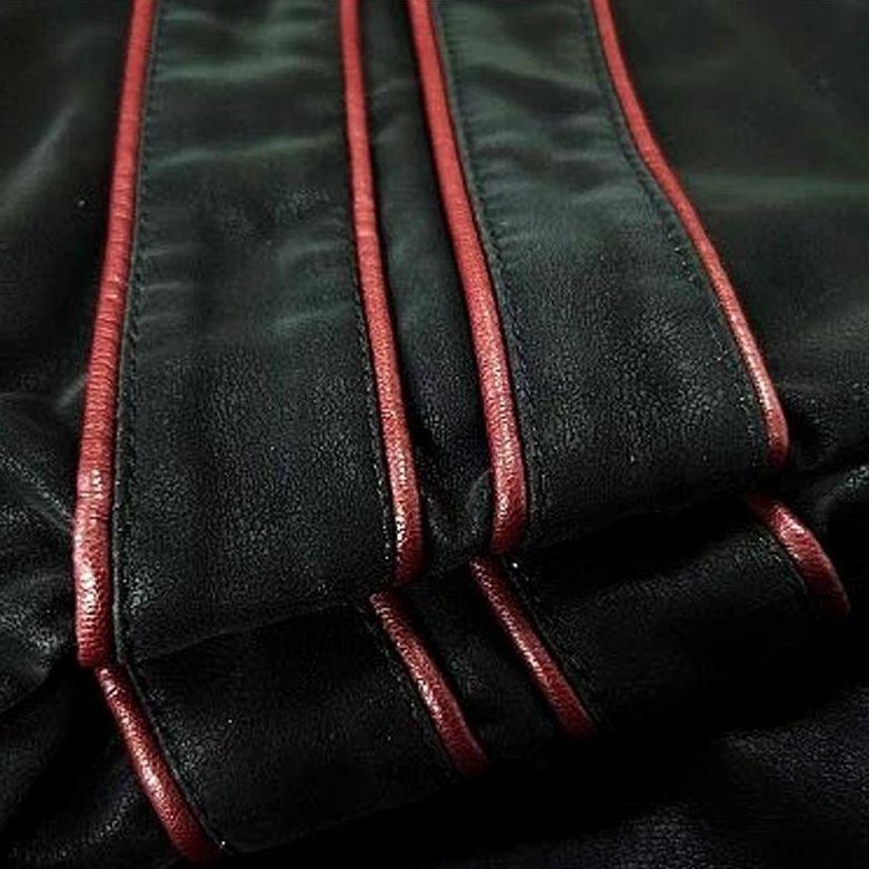 Kleding en accessoires > Kleding > Buitenkleding > Jassen en jacks : Veste Biker Homme en Cuir Synthétique avec Bandes Contrastées dans de Roselva