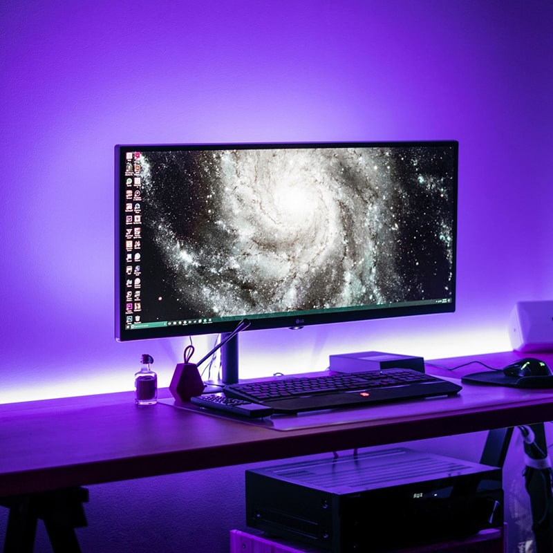 LED Strip Light : Bandeau LED RGB WiFi Intelligent – 10m Étanche dans de Marche Lino