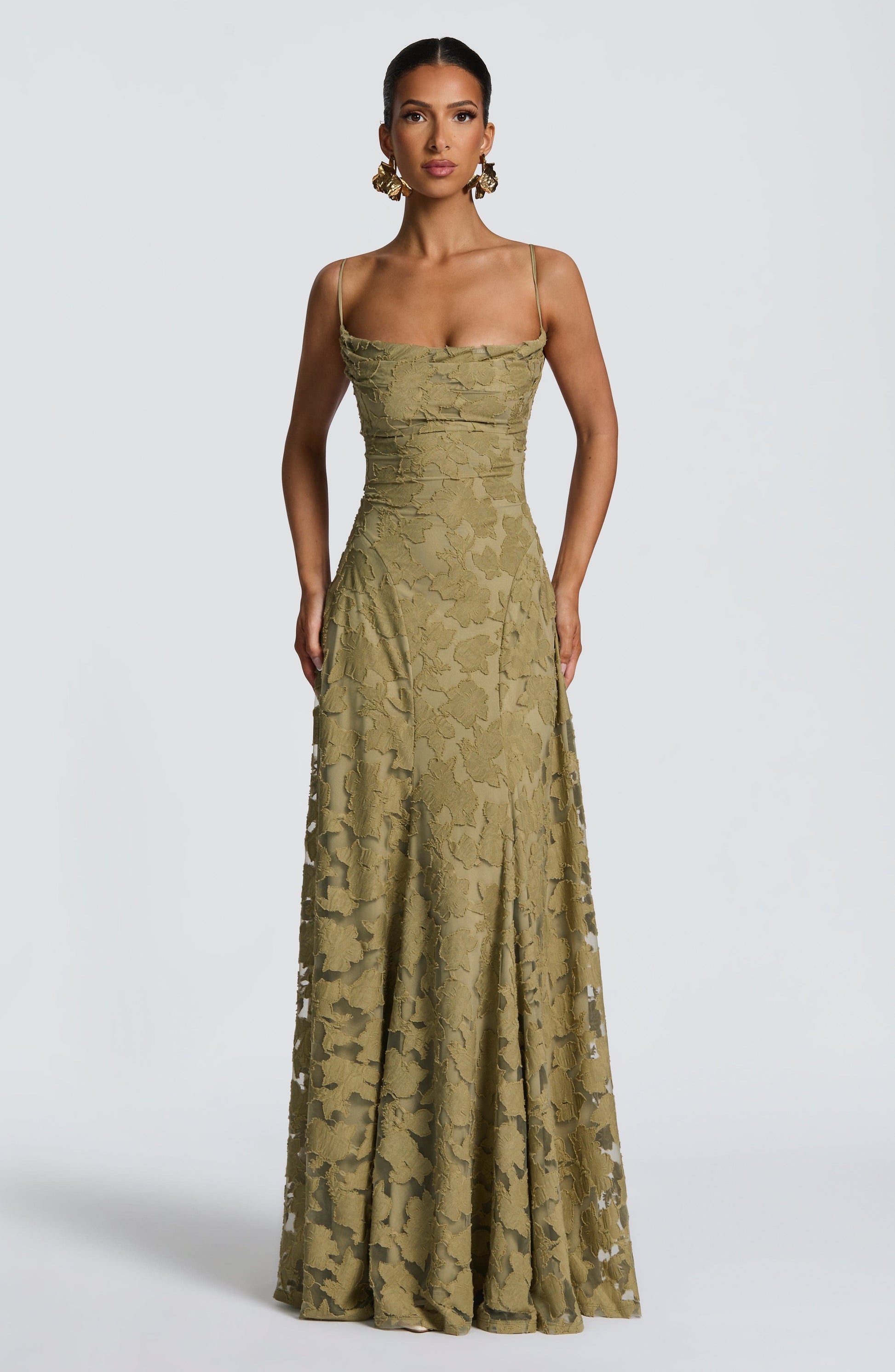 Maxi Dress : Robe longue fleurie - Bretelles fines, dos lacé femme dans de Marche Lino