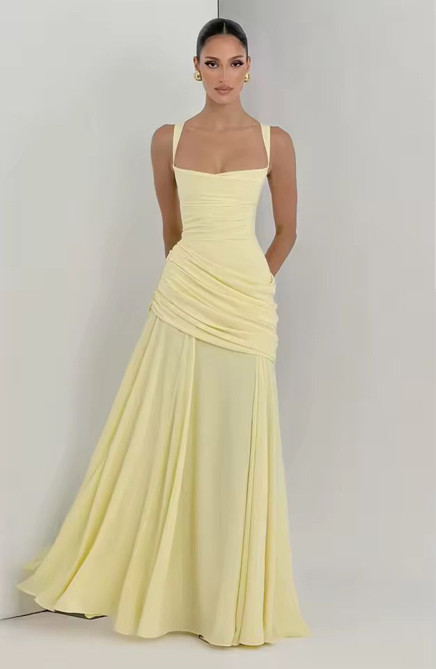 Maxi Dress : Maxi-robe longue femme - Décolleté cœur, fronces élégantes dans de Marche Lino
