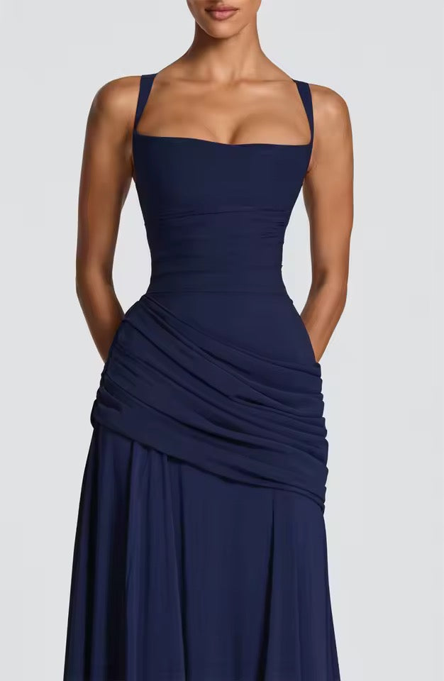 Maxi Dress : Maxi-robe longue femme - Décolleté cœur, fronces élégantes dans de Marche Lino
