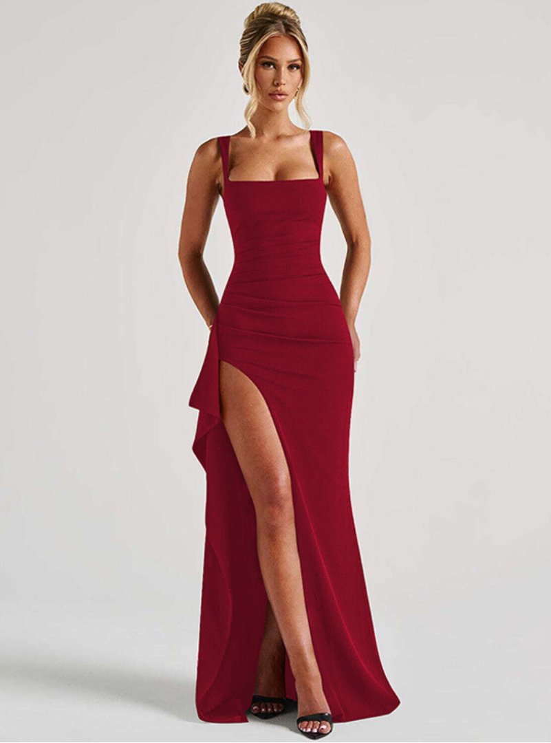 Maxi Dress : Robe longue femme - Décolleté carré, fente haute, bretelles larges dans de Marche Lino