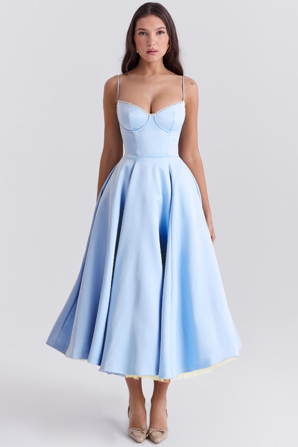 Midi Dress : Robe Midi Bustier Femme - Dentelle Délicate, Jupe Évasée Fluide dans de Marche Lino