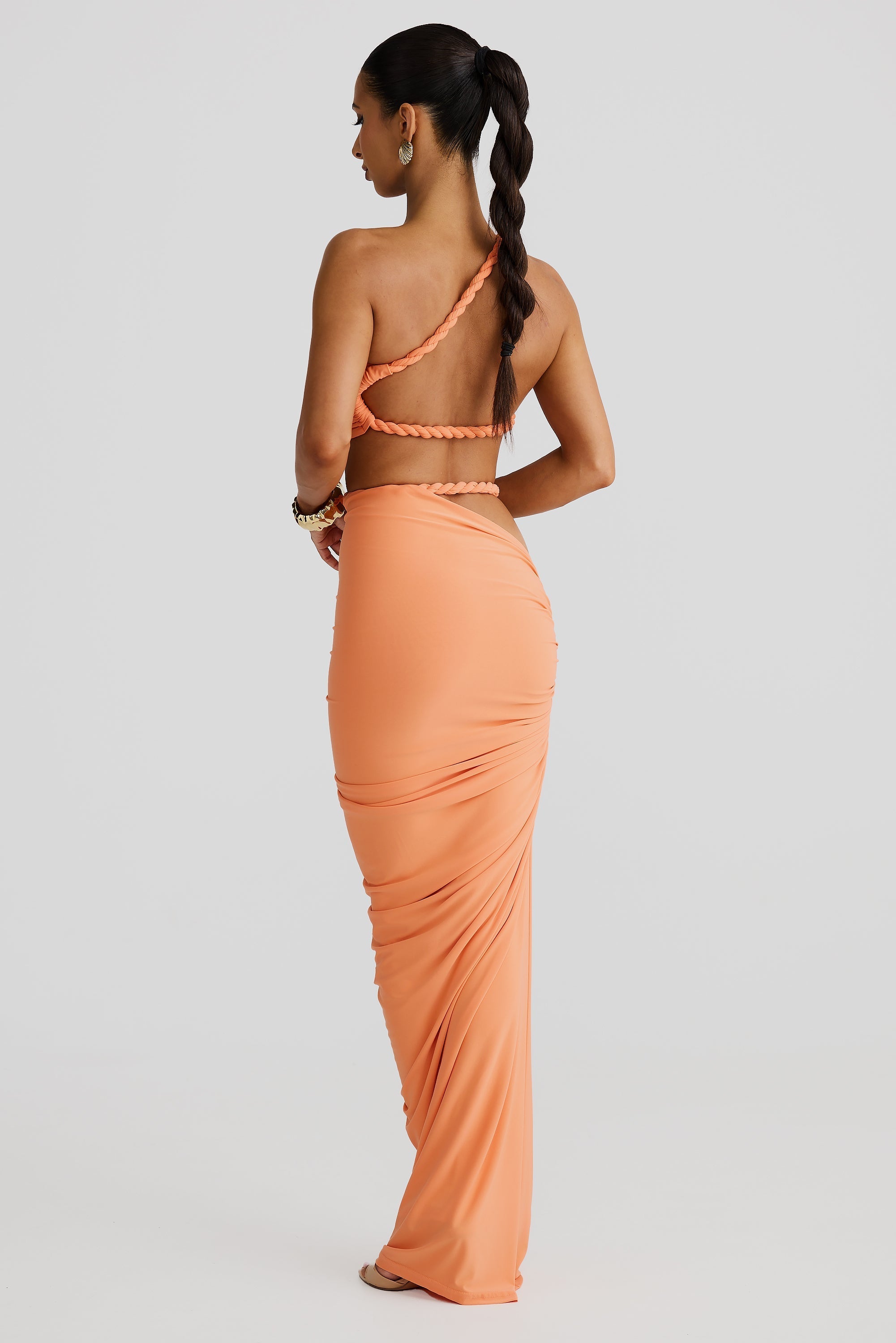 Set Women : Ensemble femme avec haut bustier et jupe longue à bretelles tressées et fronces latérales dans de Marche Lino