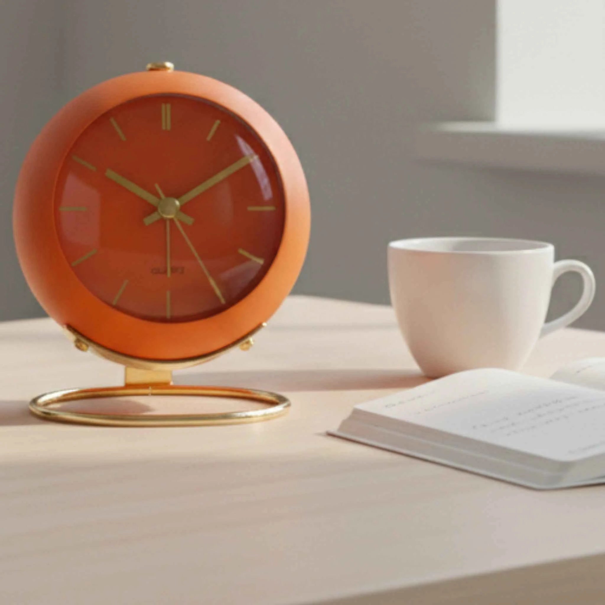 Horloges : Réveil de Bureau Quartz Silencieux Vintage - Horloge de Table Rétro pour Chambre/Bureau dans de Marche Lino