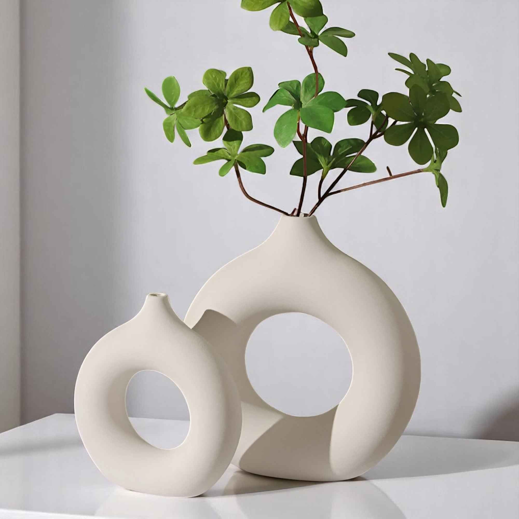 Vases : Vase Décoratif Céramique Blanche Accessoire De Décoration dans de Marche Lino
