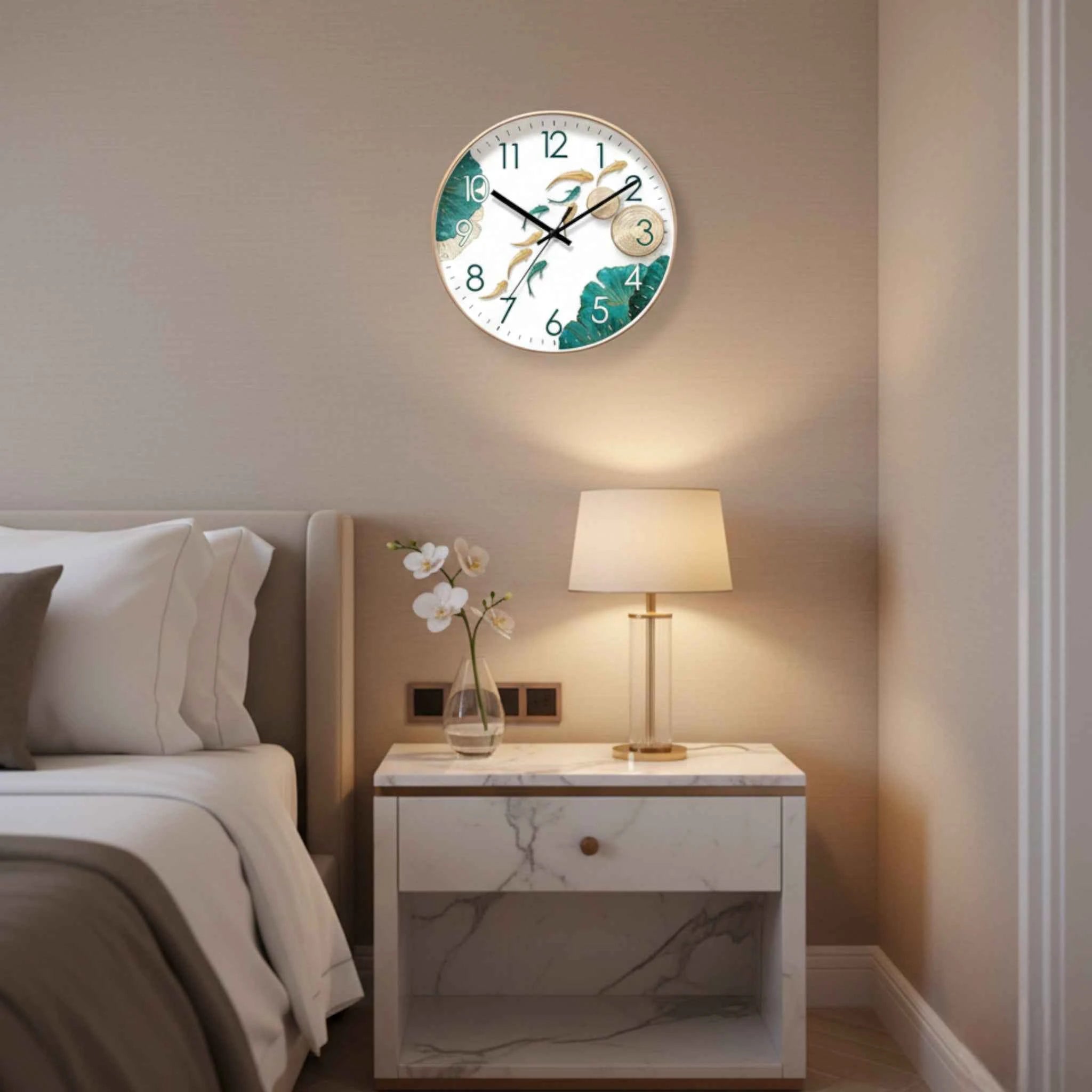 Horloges murales : Horloge Murale Motif 9 Poissons Verre - Quartz Analogique Silencieux, Ø30 Cm dans de Marche Lino