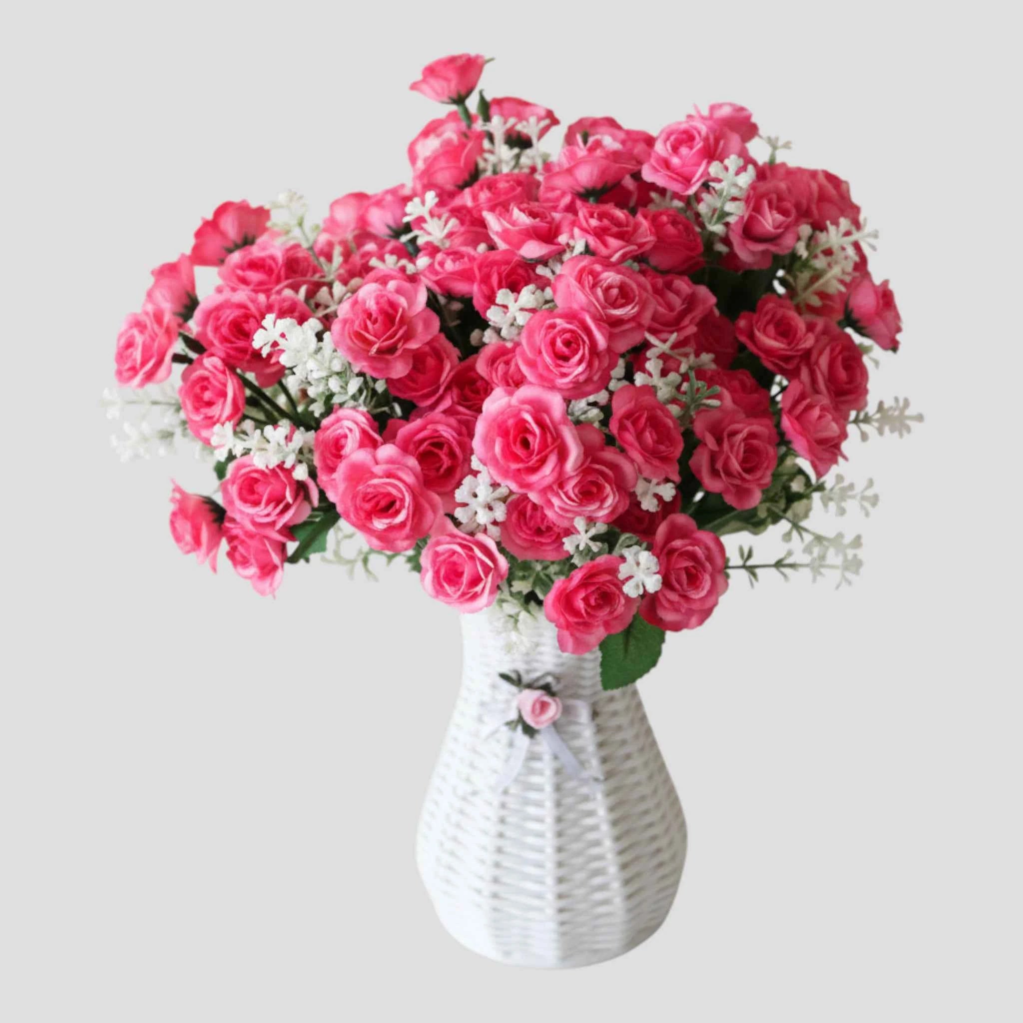 Fleurs artificielles : Bouquet Homme de Mini-roses Artificielles en Dentelle Homme dans Rose Foncé de Marche Lino