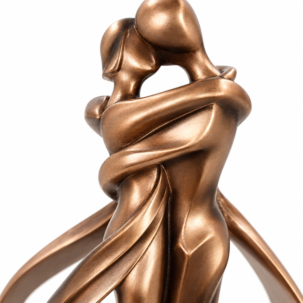 Huis en tuin > Decoratie > Kunst > Beelden, sculpturen en standbeelden : Sculpture Couple Enlacé - Statue Décorative en Résine Ton Bronze dans de Roselva