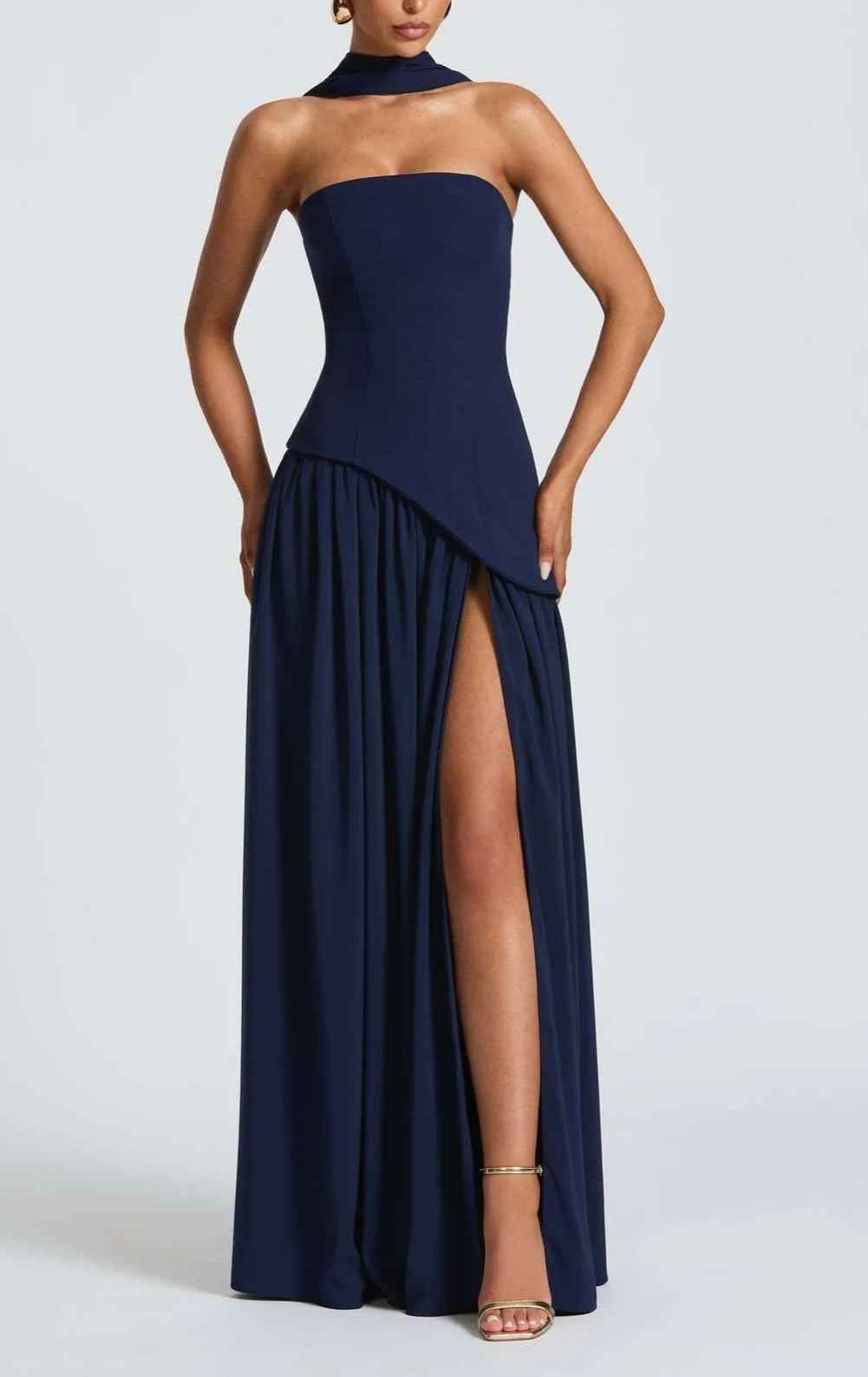 Maxi Dress : Robe longue fluide fendue femme - Élégante, confortable, sans bretelles avec ruban dans Bleu Foncé de Marche Lino