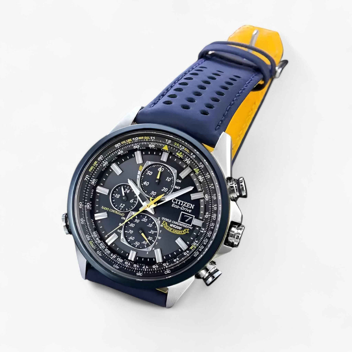 Watch : Montre Chronographe Homme MultiSteel 42mm – Acier Argenté, Cadran Bleu dans de Marche Lino