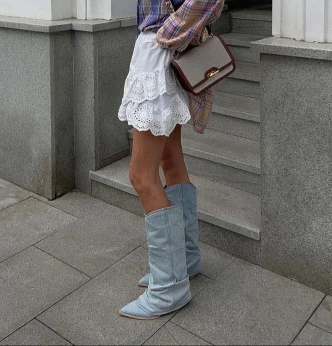 Boots : Bottes Pippa en Denim Hautes avec Details Audacieux dans de Marche Lino