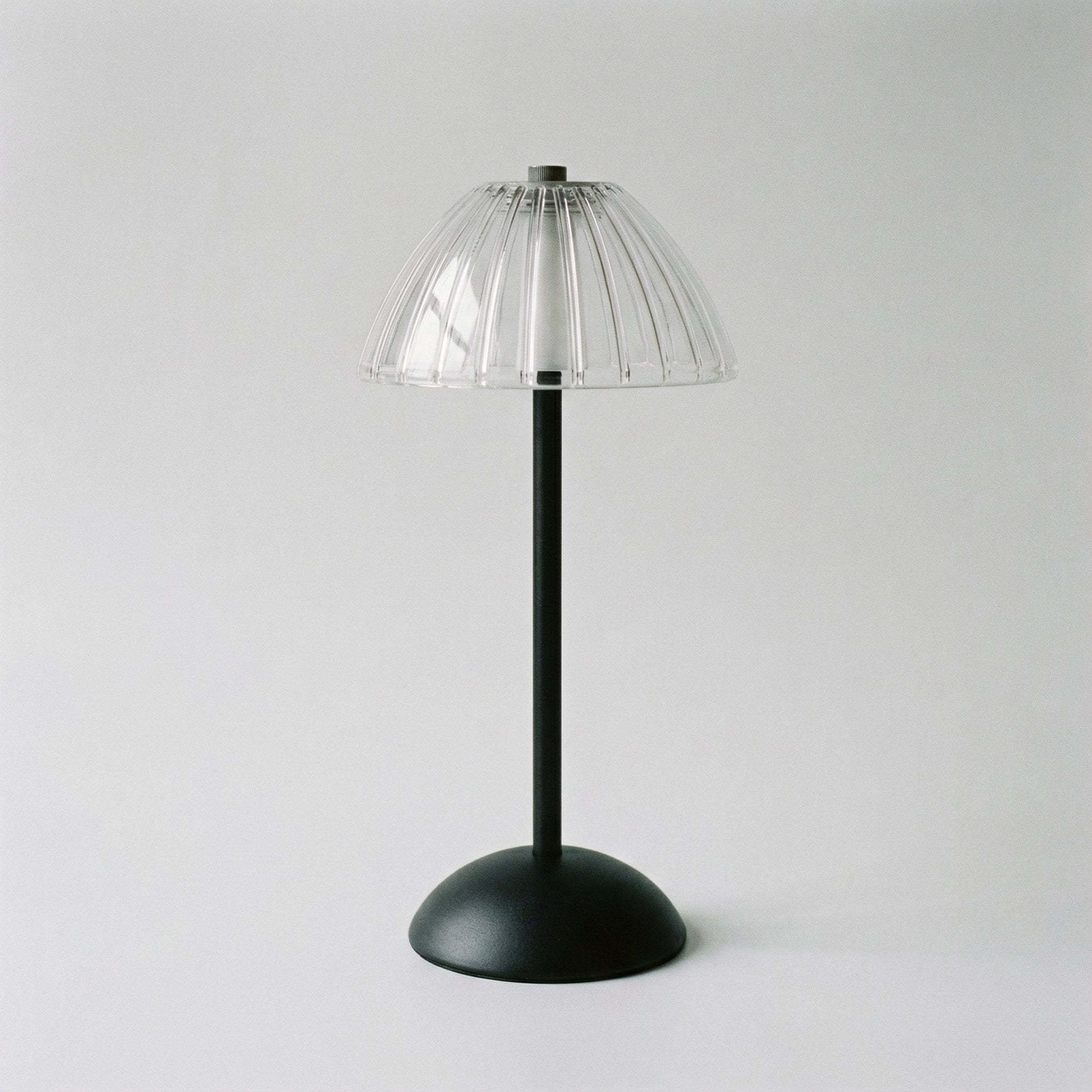 lampe-de-table-rechargeable-sans-fil-tactile-1