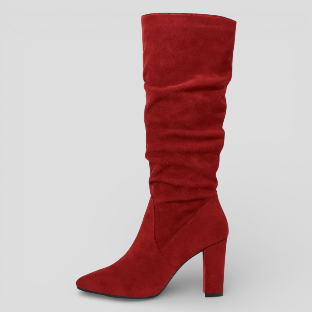 bottes-noires-elegantes-en-daim-pour-femmes