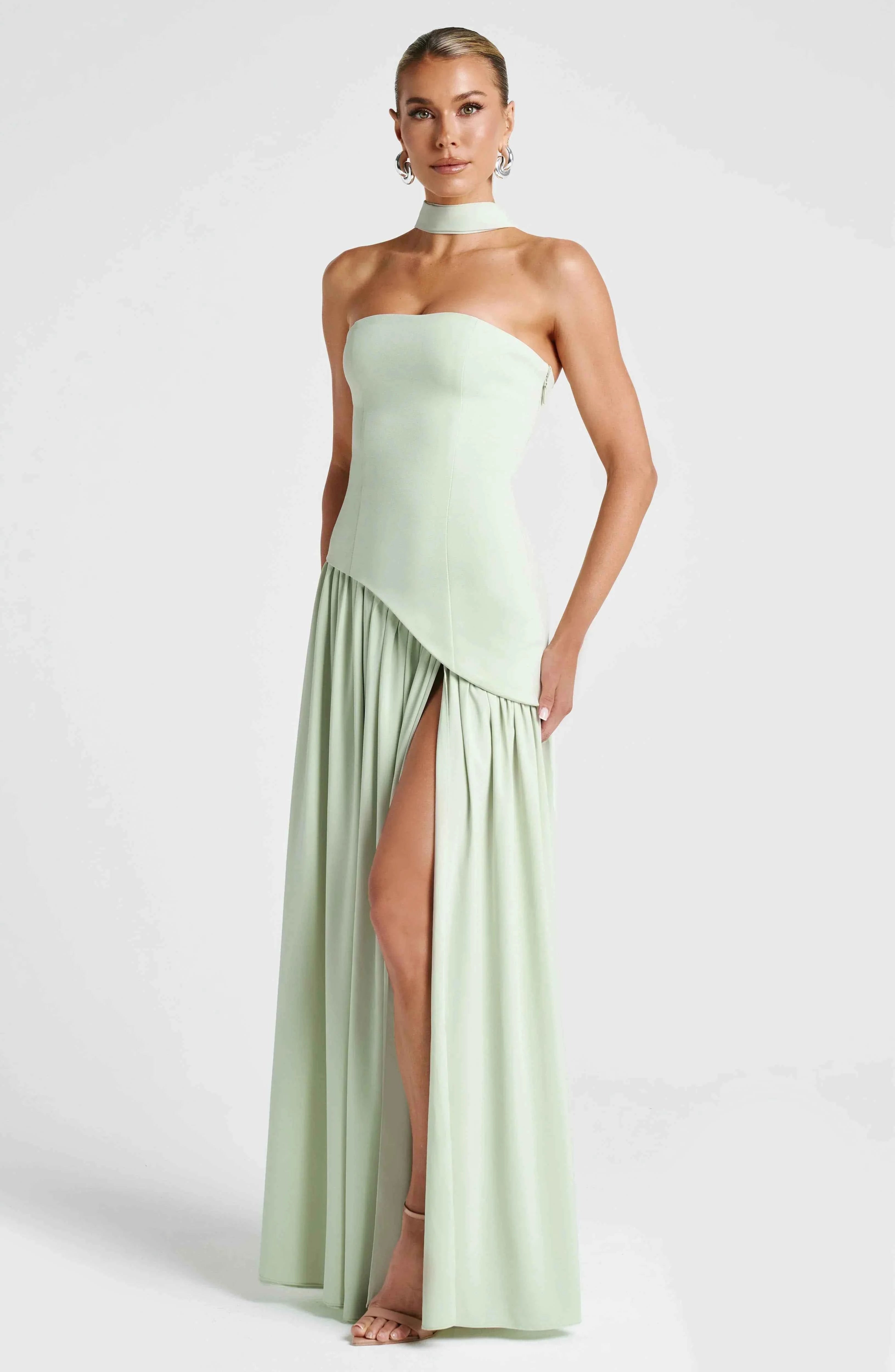 Maxi dresses : Robe longue bustier corset avec détail foulard et fente haute dans de Marche Lino