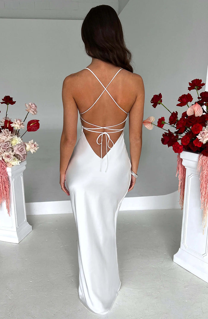 robe-longue-femme-en-satin-elegante-polyester-doux-parfaite