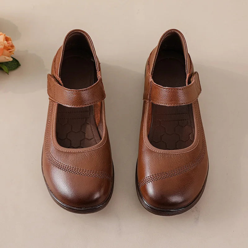 chaussures-femme-plates-mary-jane-elegantes