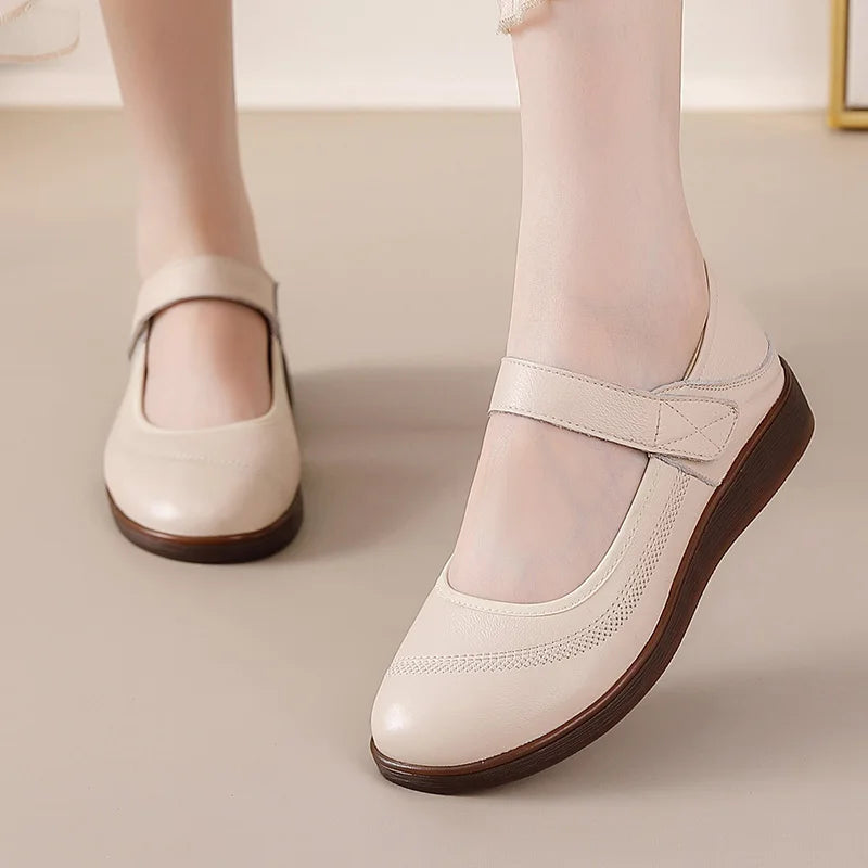 chaussures-femme-plates-mary-jane-elegantes