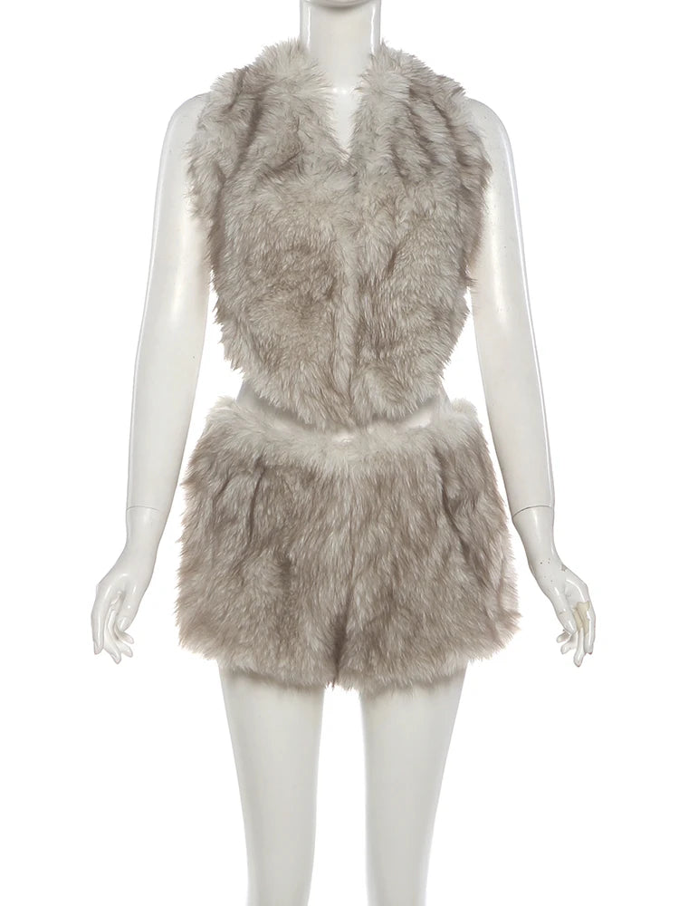 ensemble-femme-elegant-dos-nu-en-deux-pieces