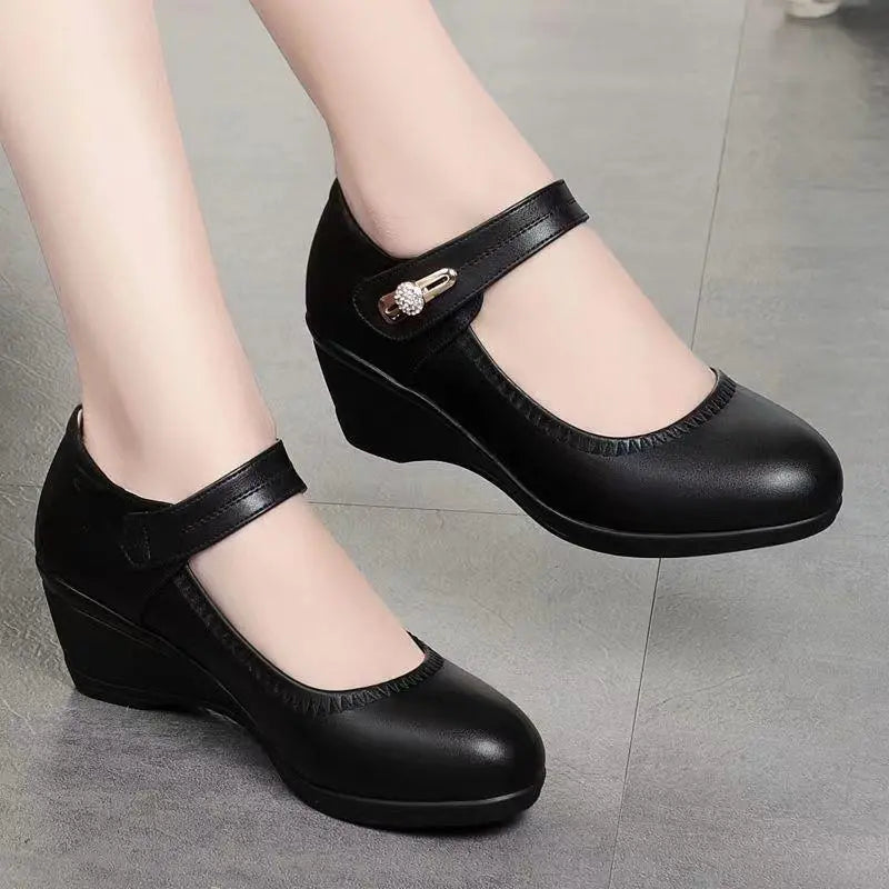 escarpins-femme-elegants-a-talons-mi-hauts