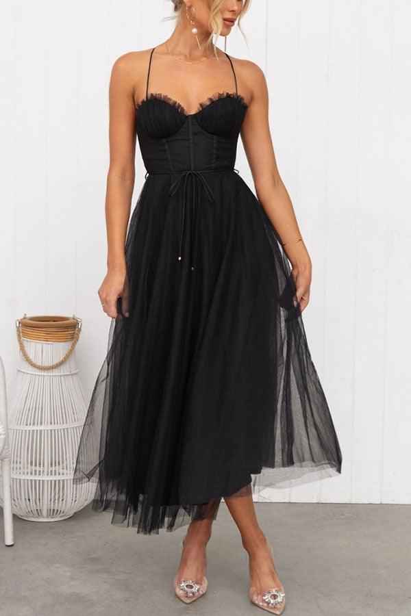 elegant-maxi-dress-with-straps-in-chiffon-for-a-modern-princess-party