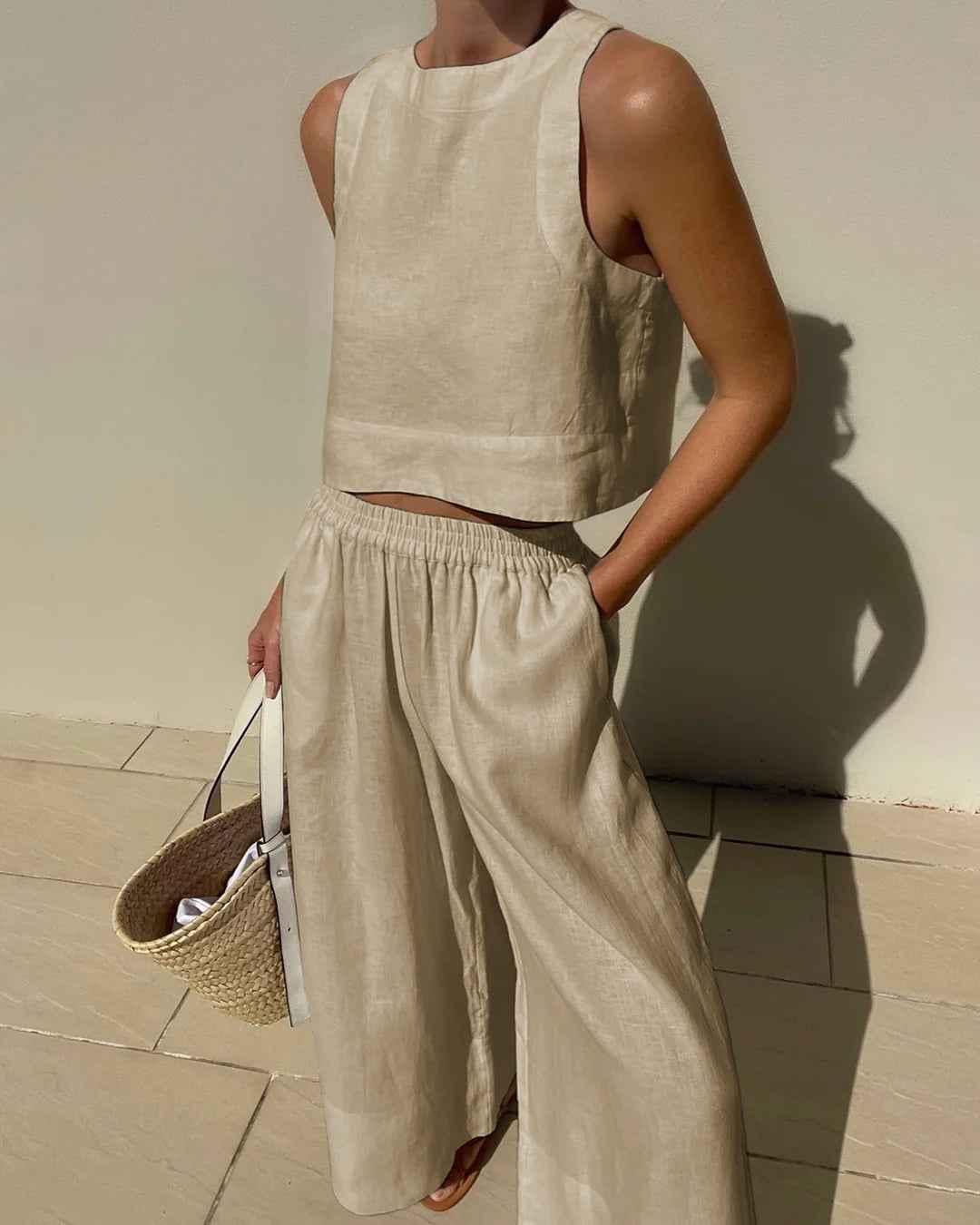 classic-two-piece-set-elegant-and-comfortable-perfect-for-work-and-weekend-urban-style