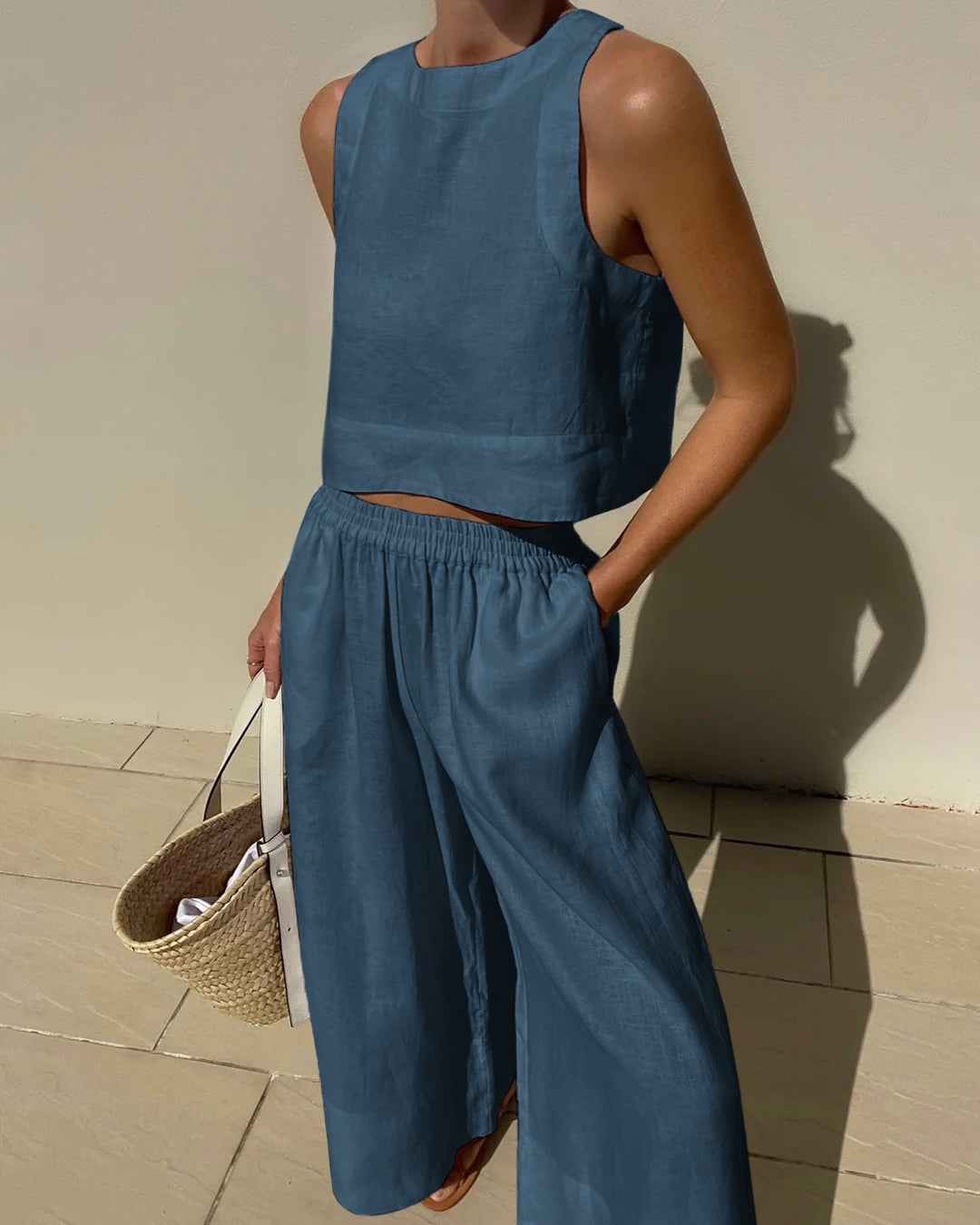 classic-two-piece-set-elegant-and-comfortable-perfect-for-work-and-weekend-urban-style