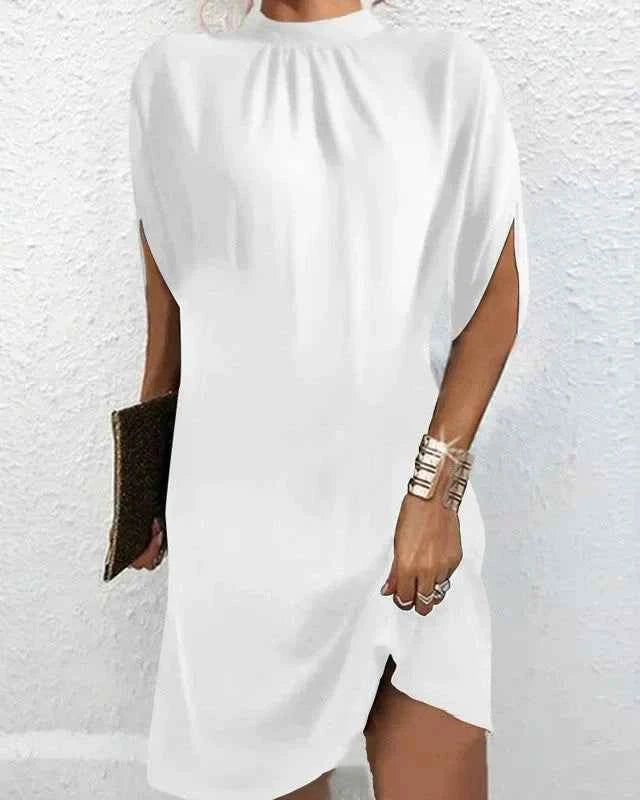Robe courte femme soirée manches chauve-souris col plissé