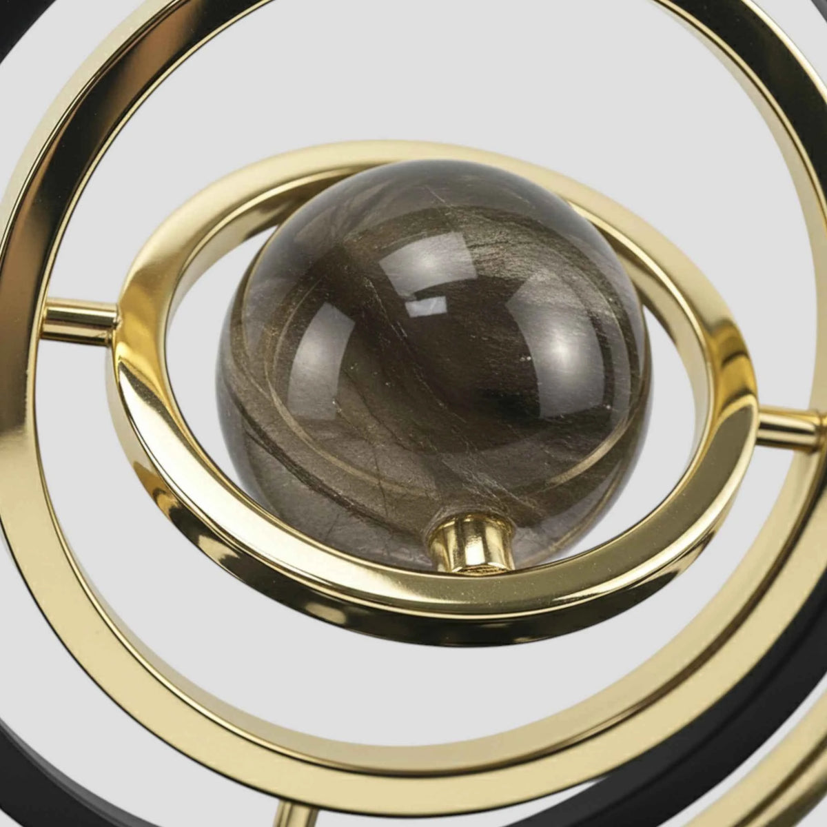 Globes : Sphère Armillaire Décorative en Métal Doré - Idéale pour Bureau, Salon ou Bibliothèque dans de Marche Lino