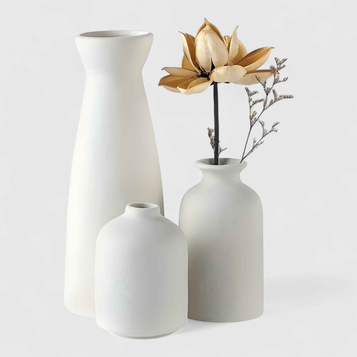 Vases : Ensemble de 3 Vases Décoratifs Modernes en Porcelaine pour Salon dans Blanc de Marche Lino